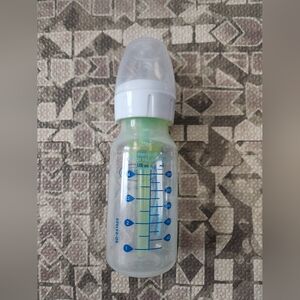 Dr. Brown's Natural Flow Anti-Colic Baby Bottle 4 Oz Level 1 Nipple 0m+ Narrow